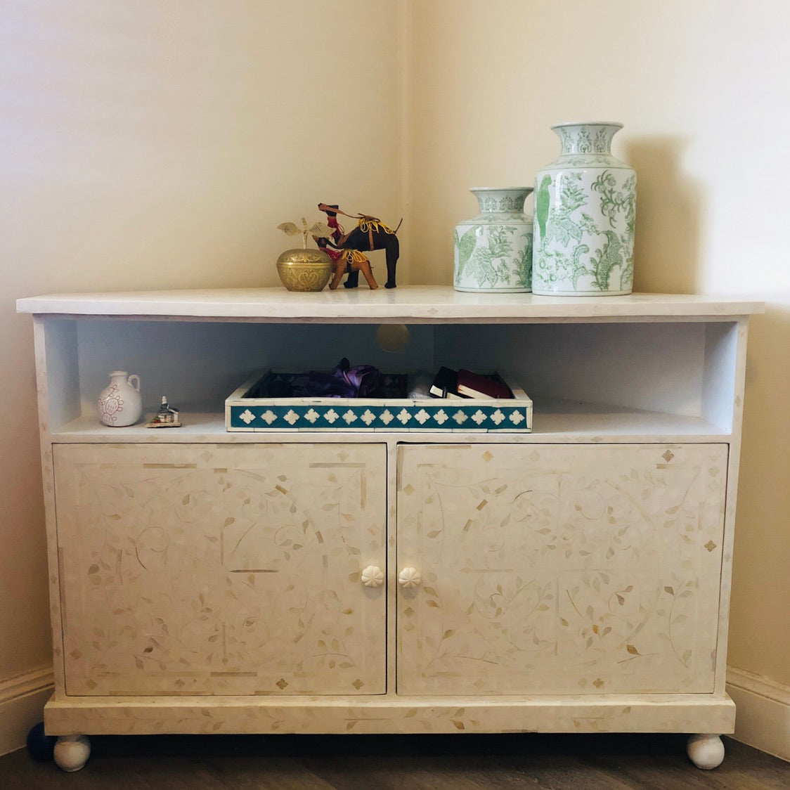 Chinoiserie Vase in Sage