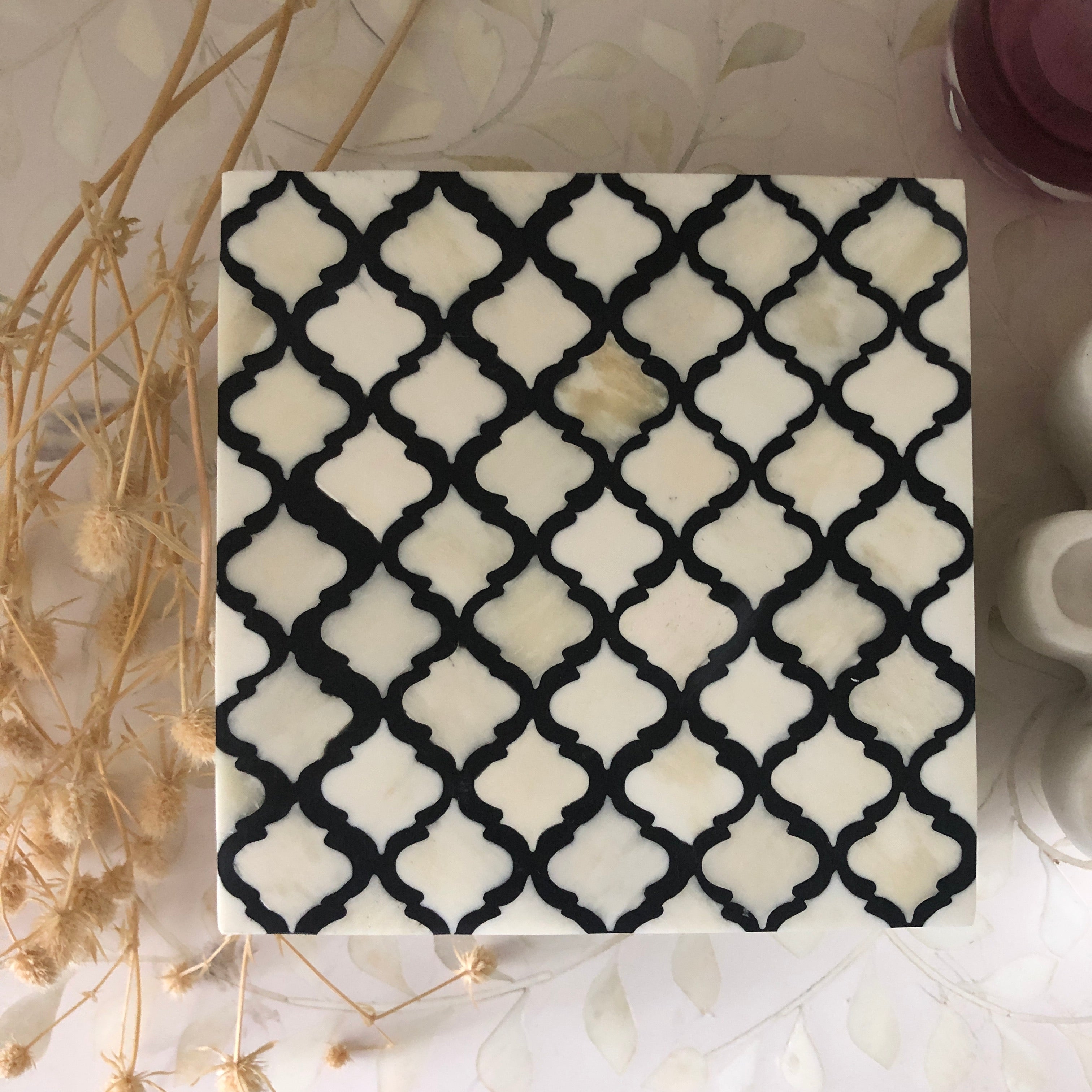 Bone Inlay Box in Reverse Quatrefoil Black