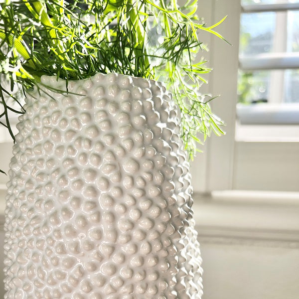 Lucie Vase in White