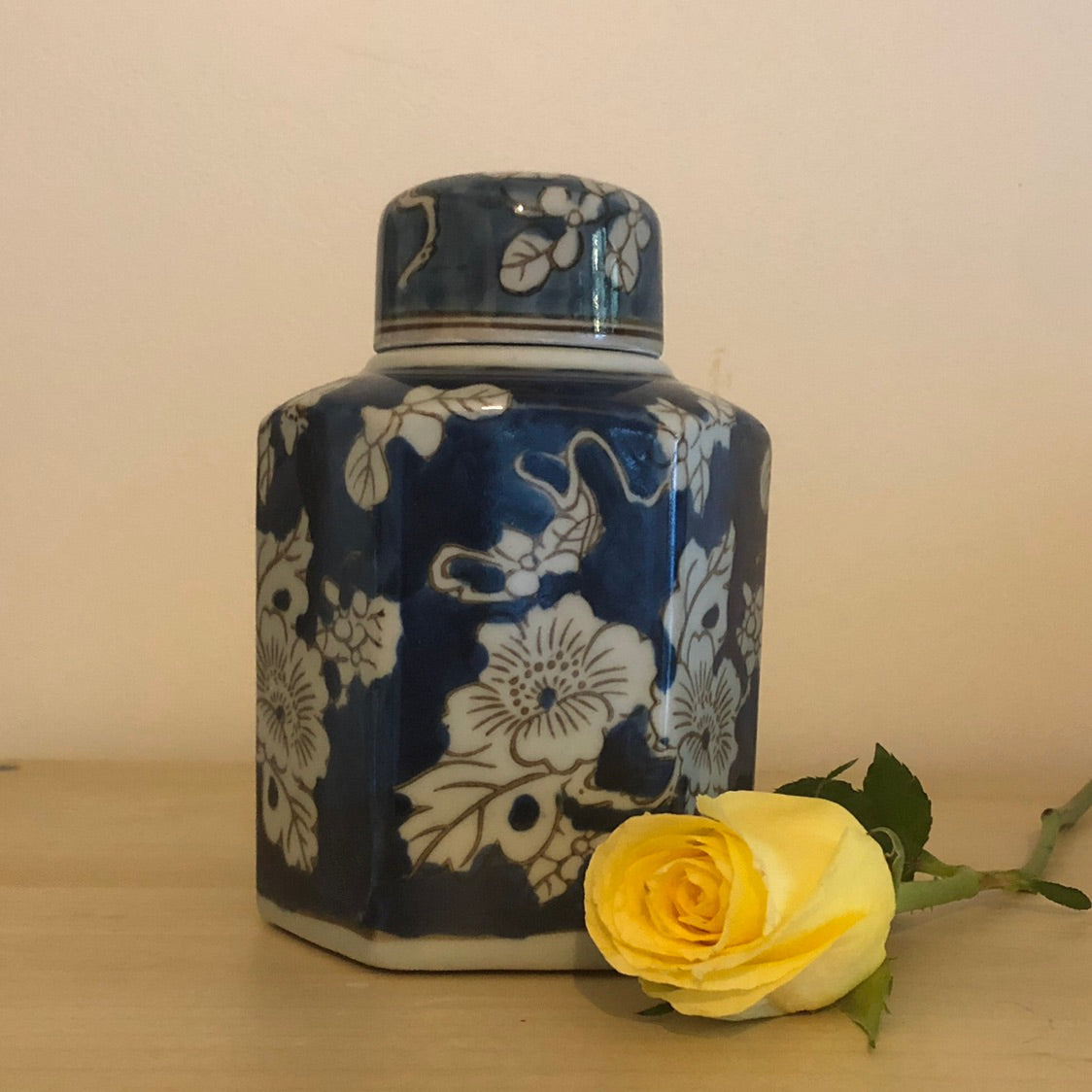 Chinoserie Jar/Vase