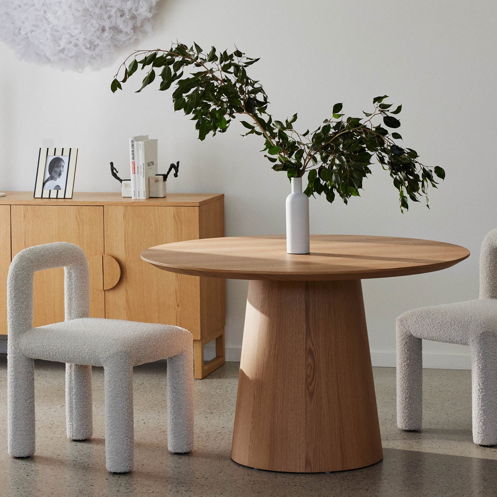 Zoro Chair in White