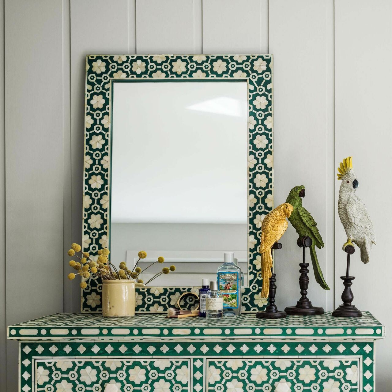 Cacatoes Royale on Stand in Teal