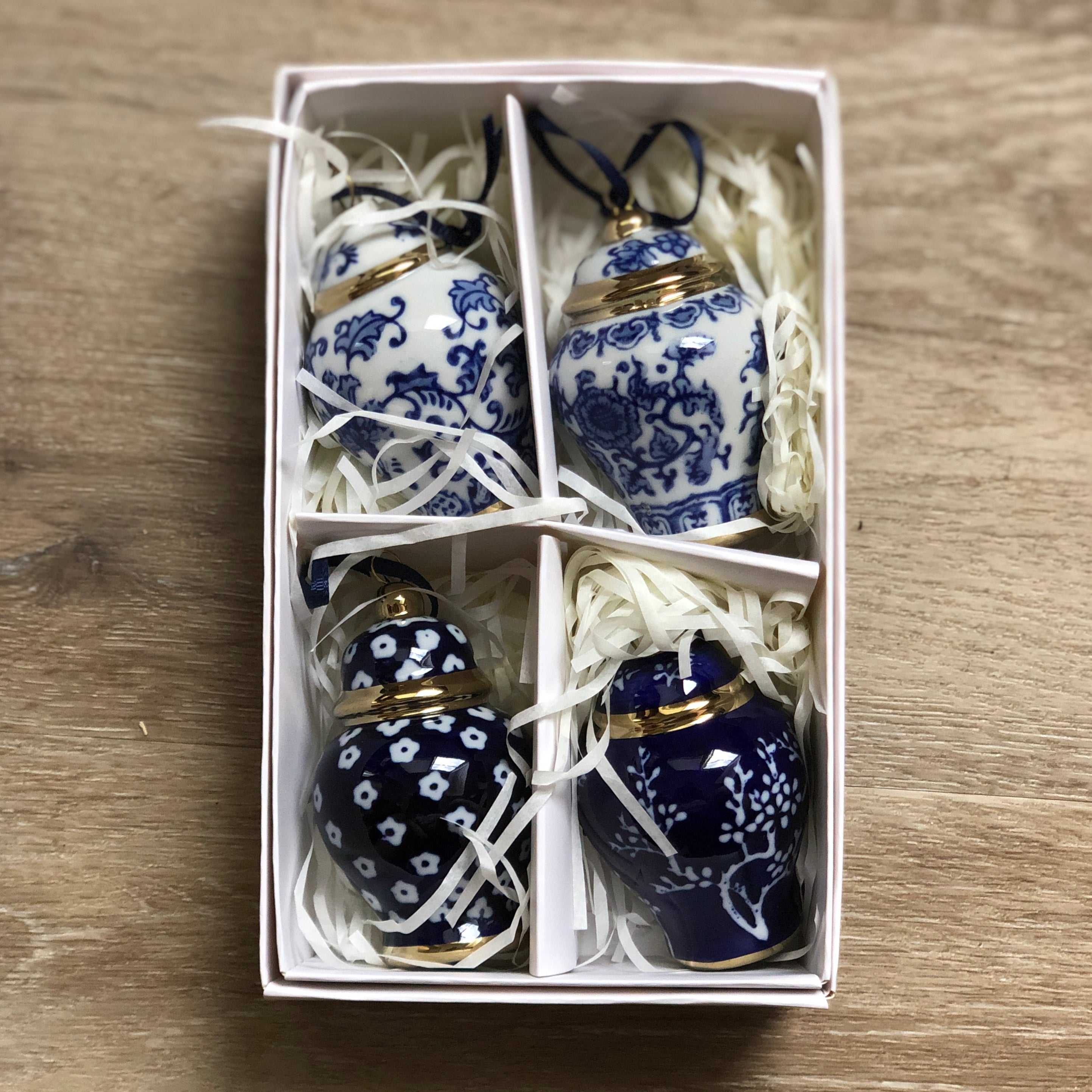 Hanging Ginger Jars Xmas Decor - Box of 4