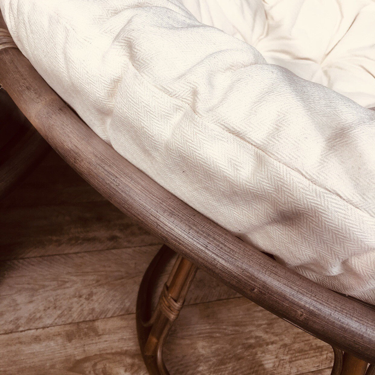 Papasan Chair