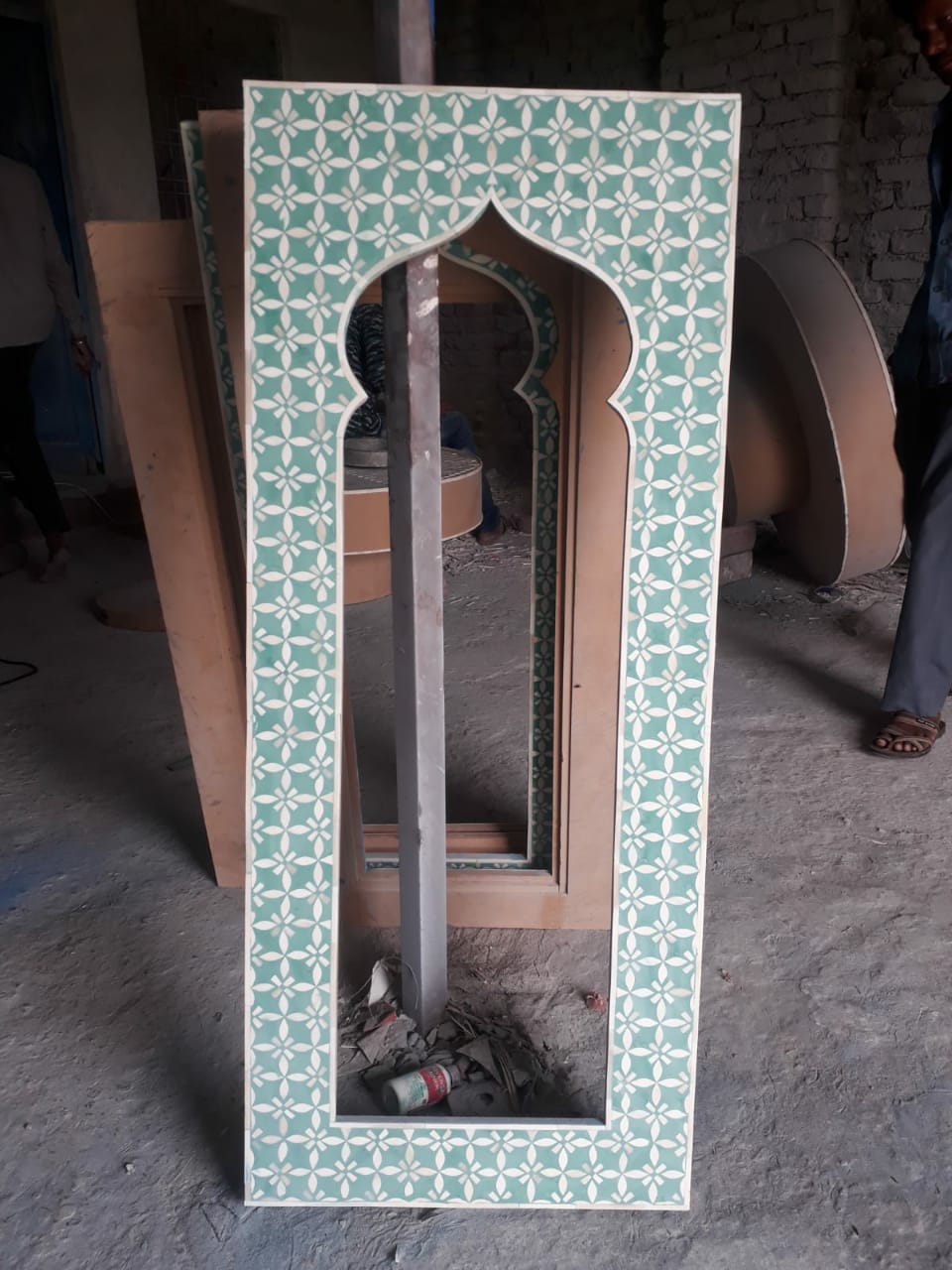 Mother of Pearl Inlay Arch Mirror Set in White