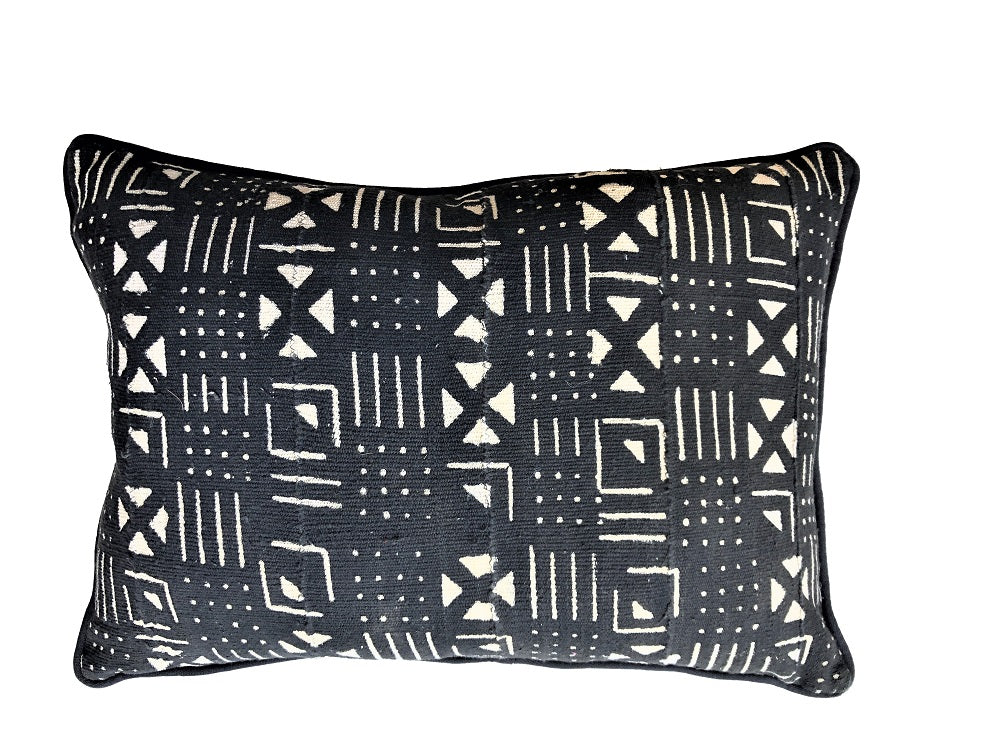 Authentic Mudcloth Cushion in Black