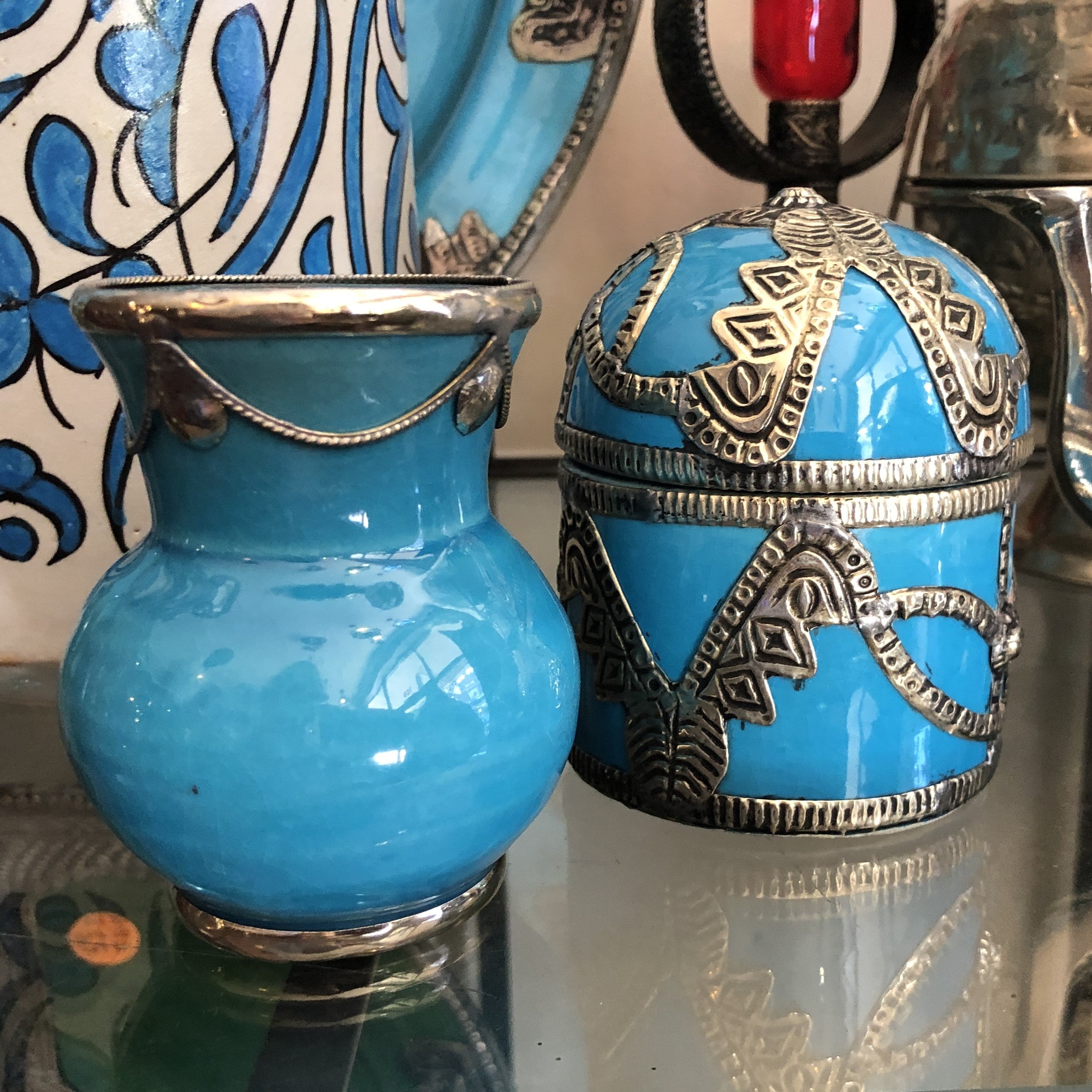 Safi Box with Rounded Lid with Silver Nickel Embellishments in Sea Green