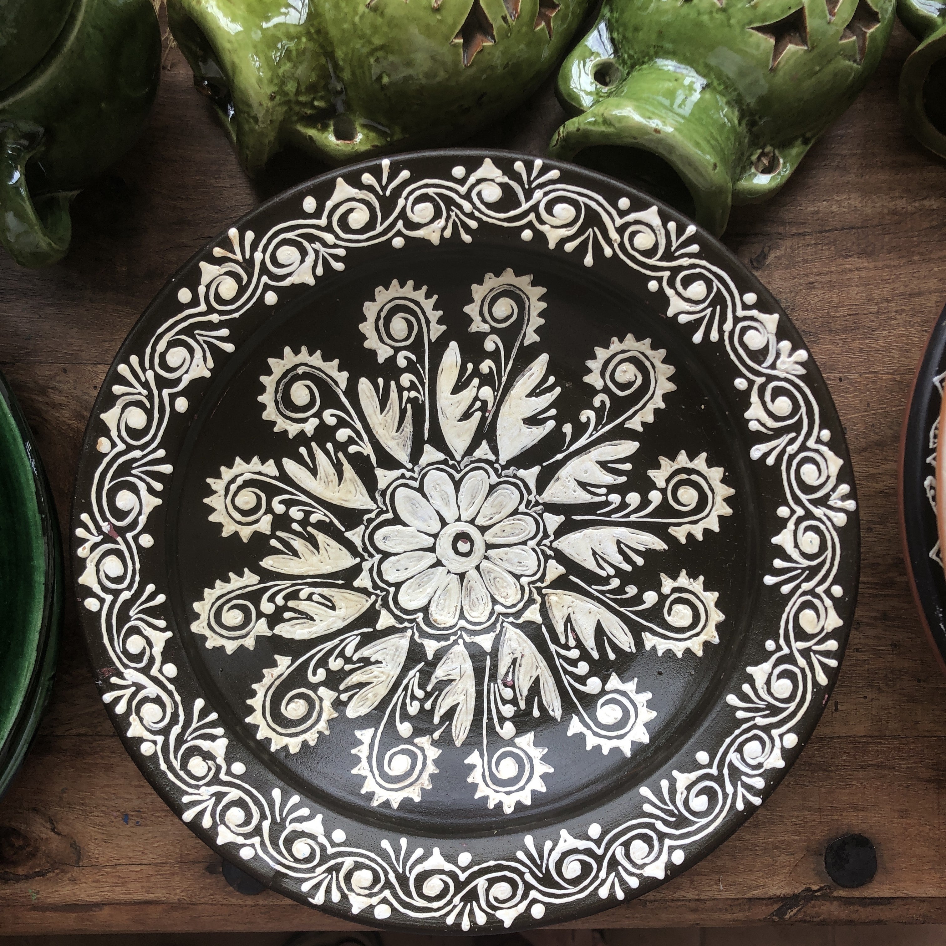 Sahara Henna Plate in Brown
