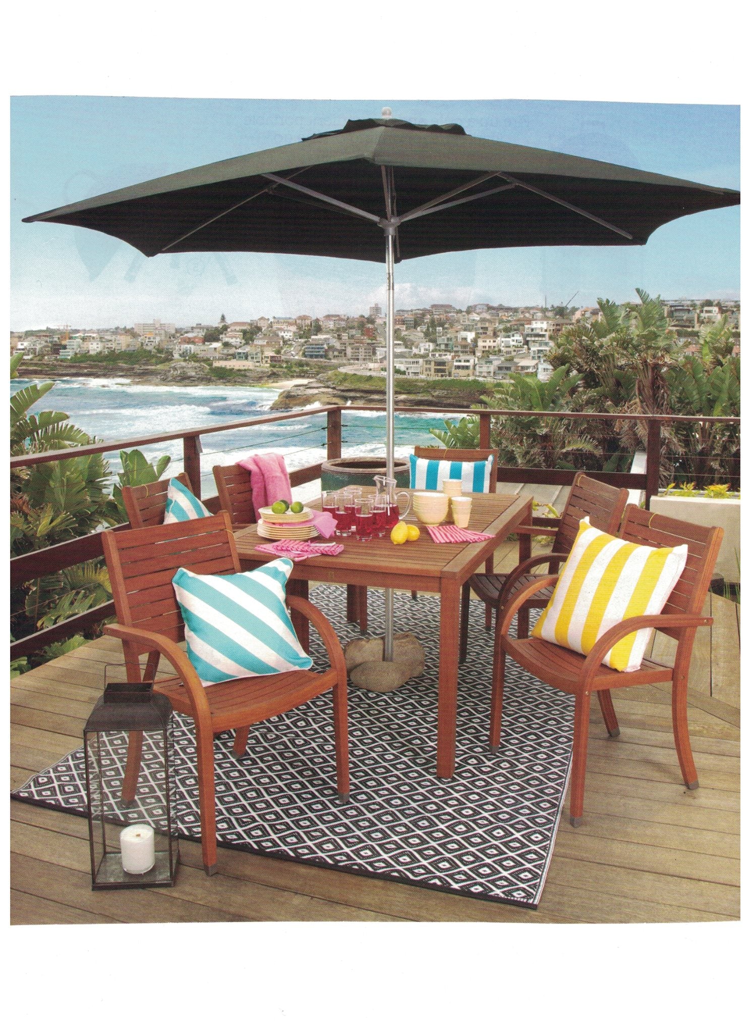 Kimberley Black Plastic Rug