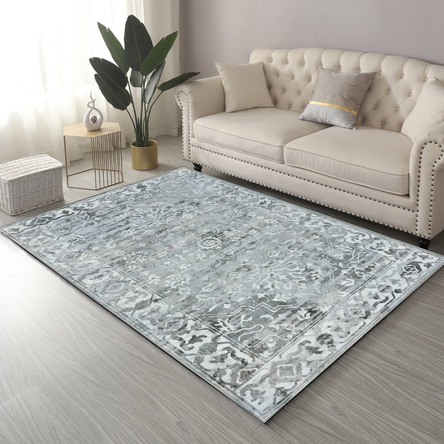 Shay Machine Washable Rug in Grey