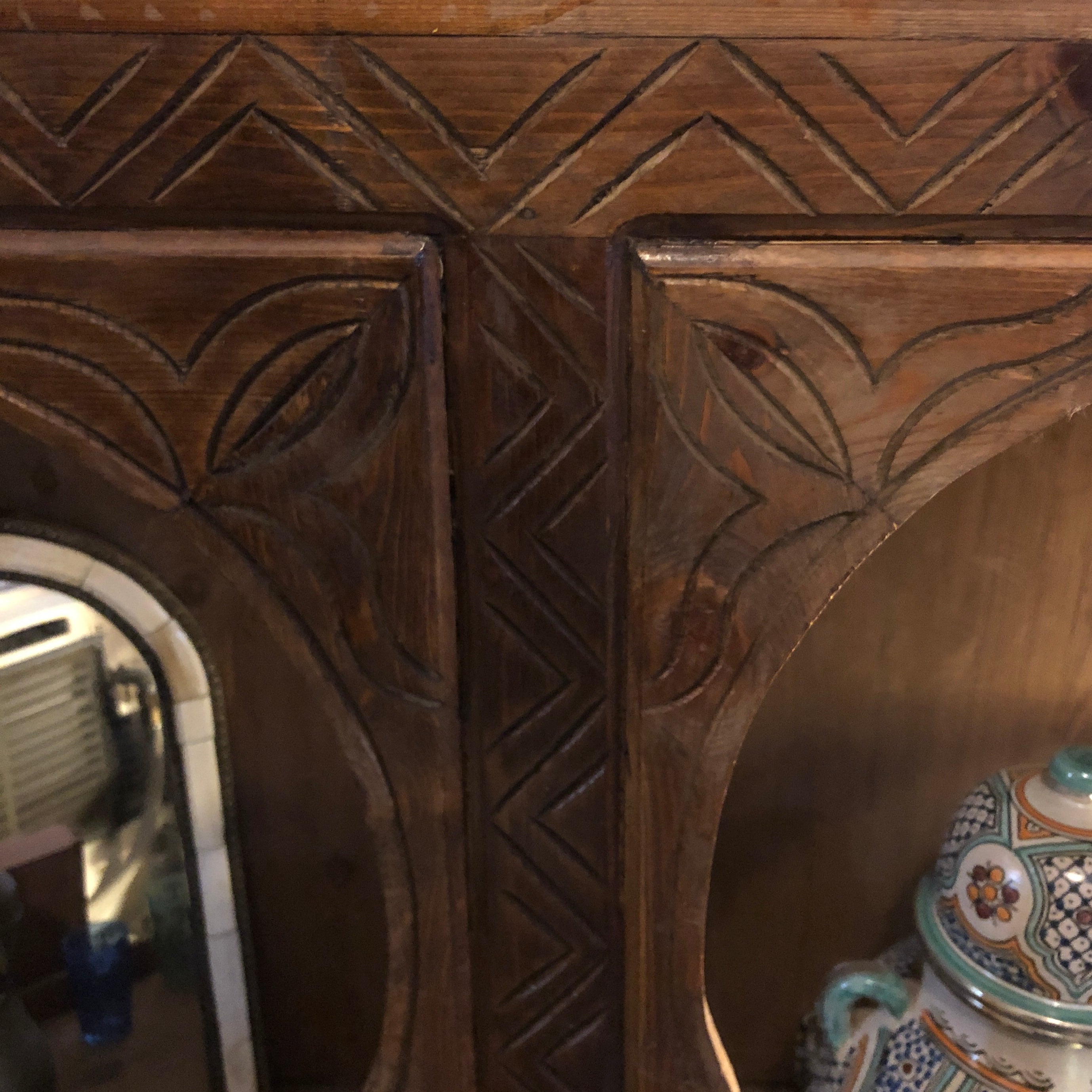 Hassan Timber Console