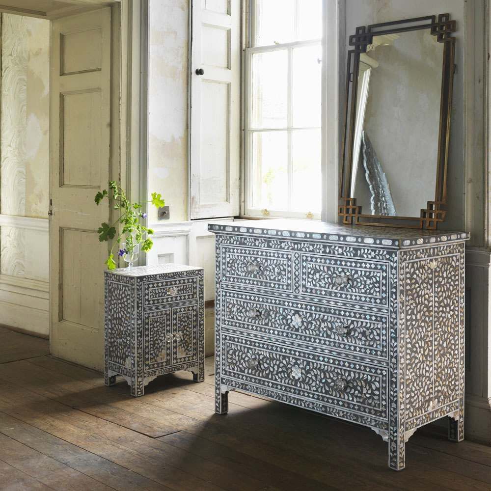 Classic Mother of Pearl Chest of Drawers