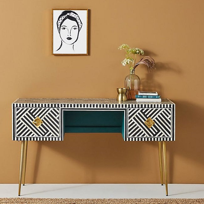 Optical Inlay Desk in Black