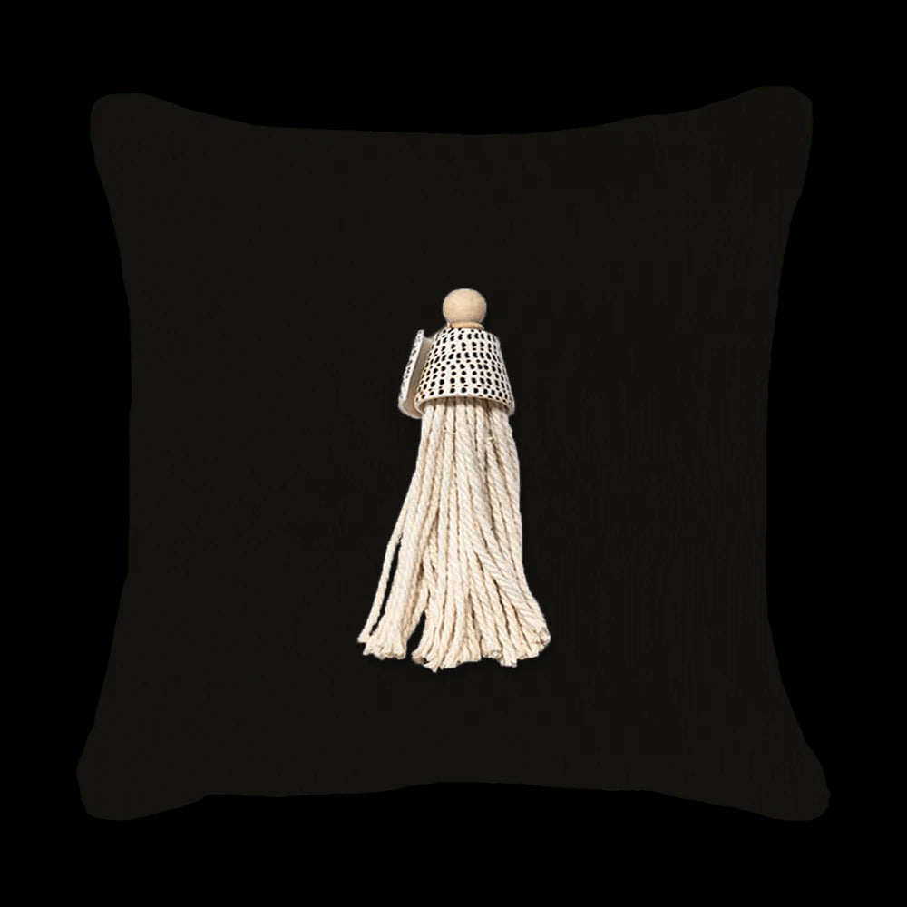 Outdoor Shell Junonia Cushion
