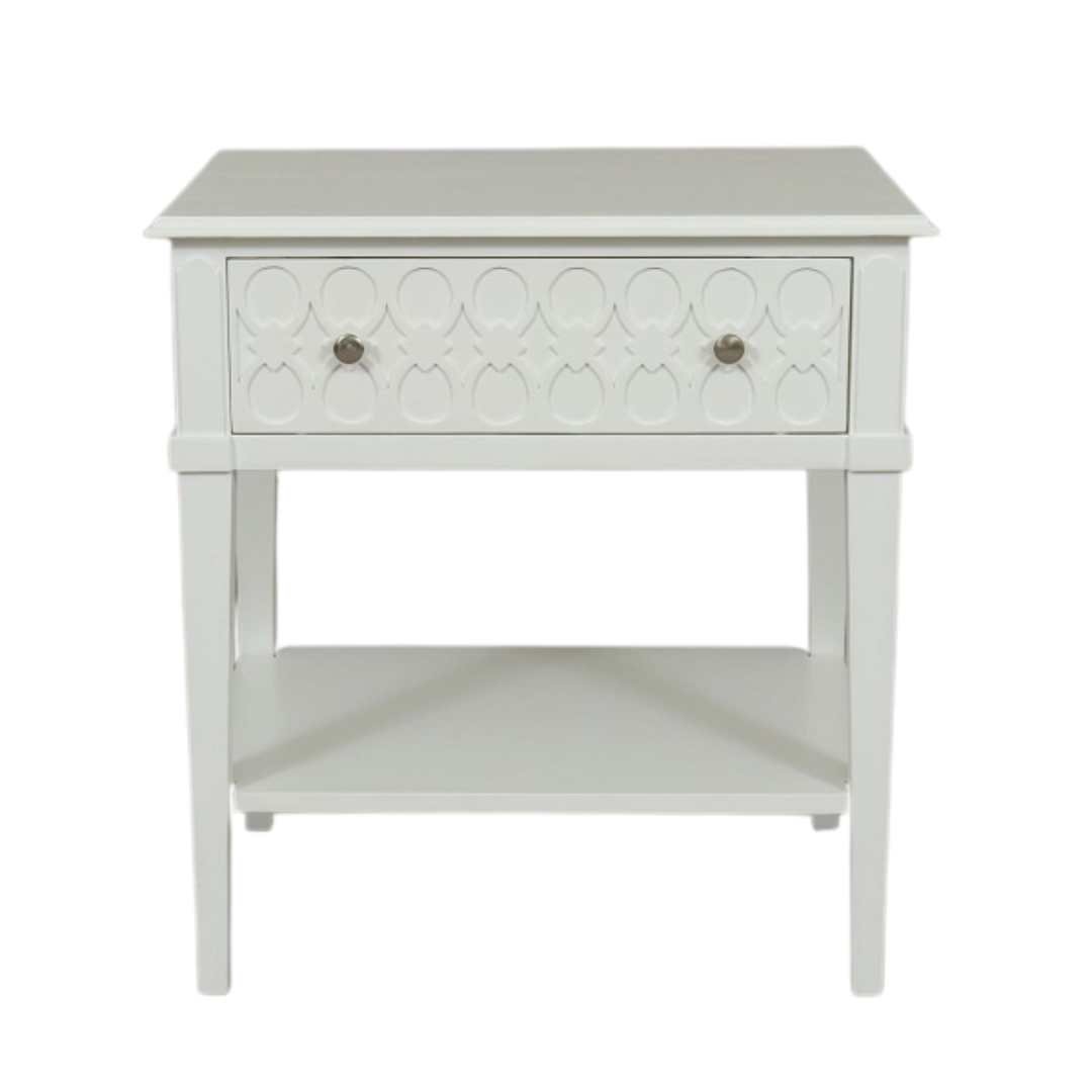 Que Bedside