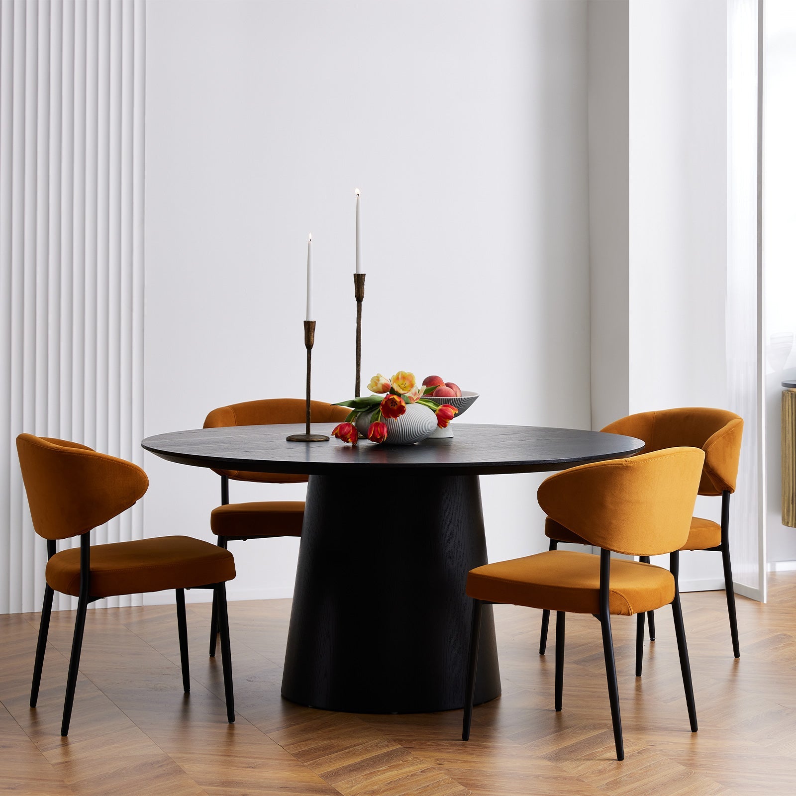 Pippa Round Dining Table Large in Black
