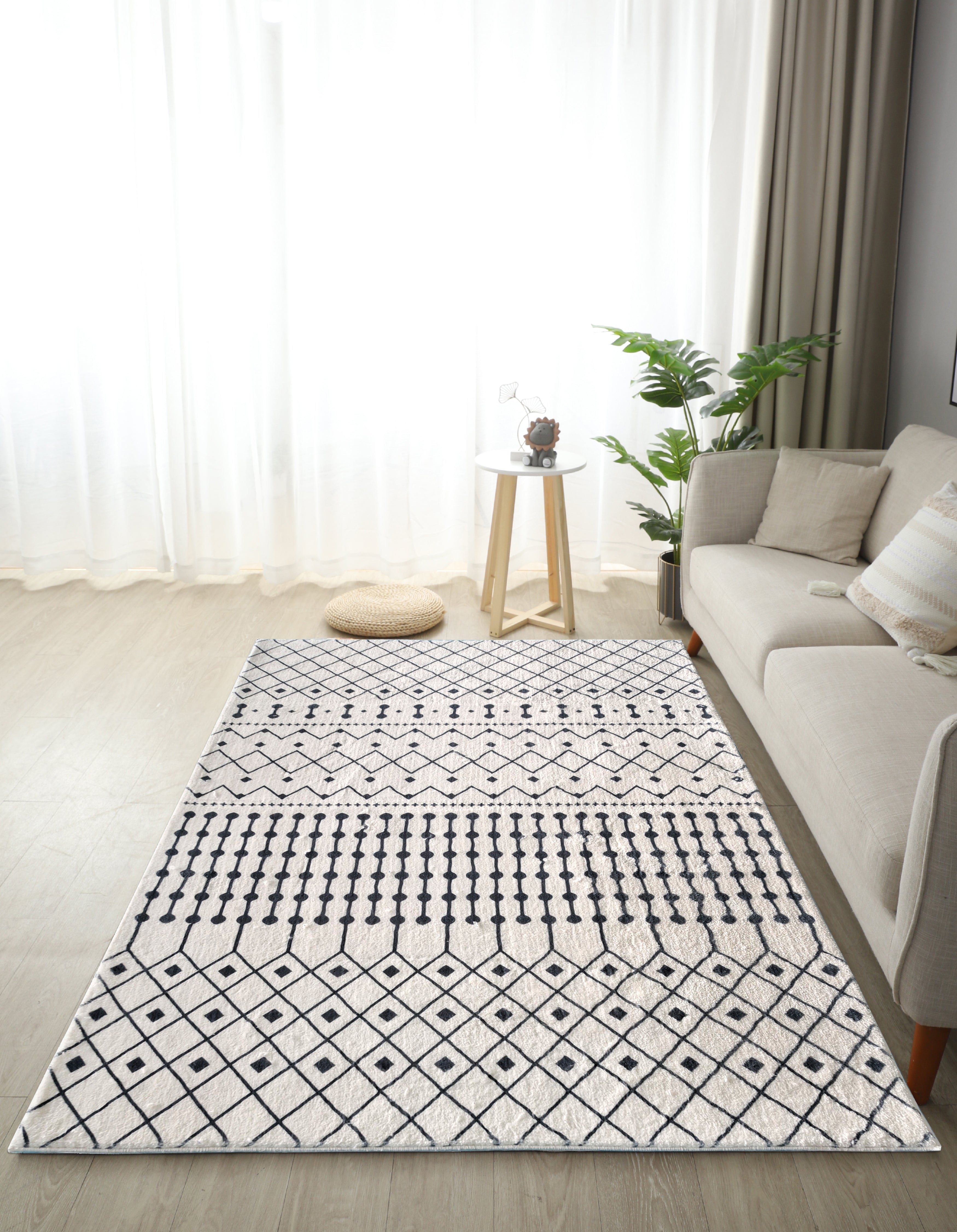 Skon Ivory Tribal Modern Rug