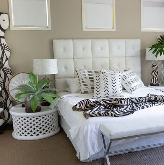 Zebra Bush Throw in Ebony & Ecru