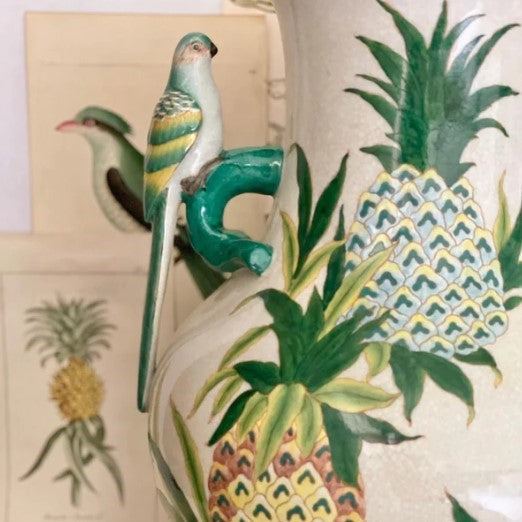 Perroquet & Pineapple Porcelain Vase