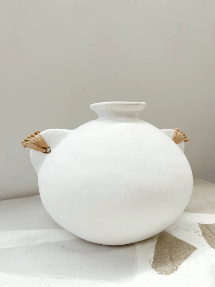 The Acapulco Pot in White