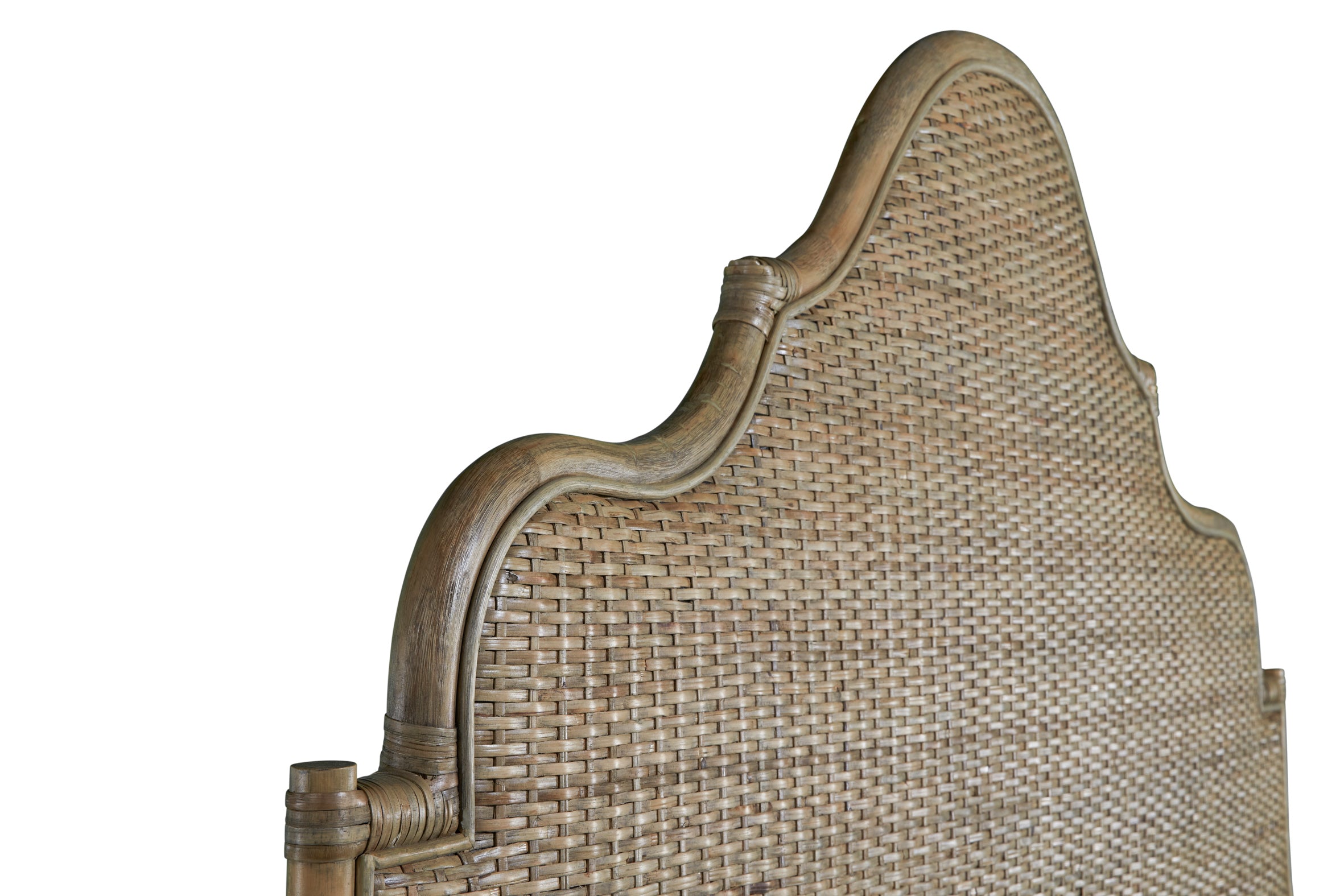 Amara Scallop Bedhead