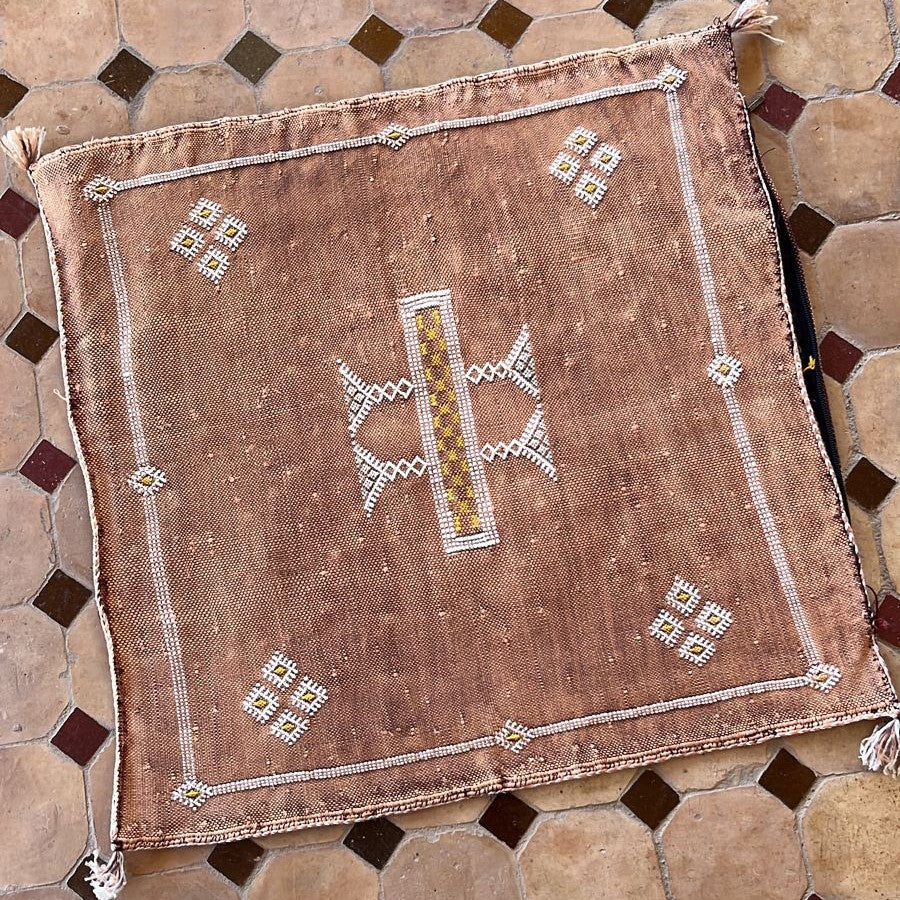 Genuine Moroccan Cactus Silk Cushion in Umber