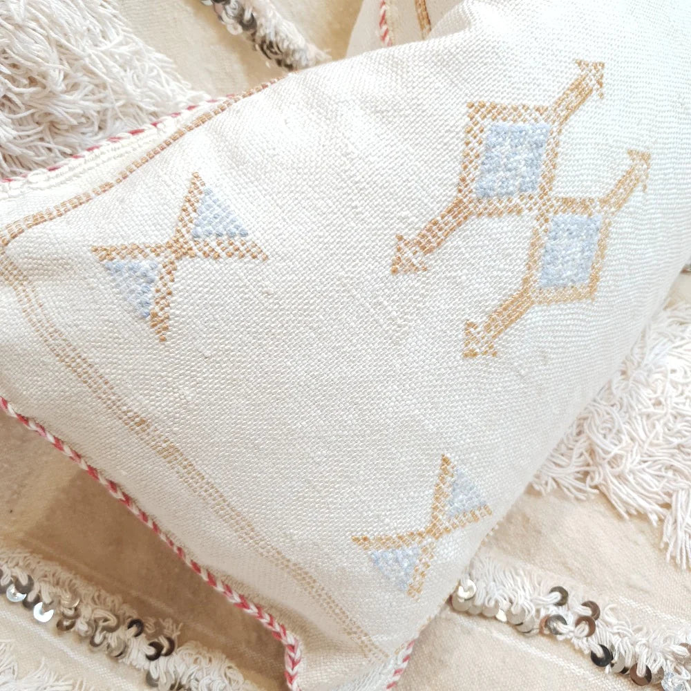 Rectangular Moroccan Cactus Silk Pillow in Natural