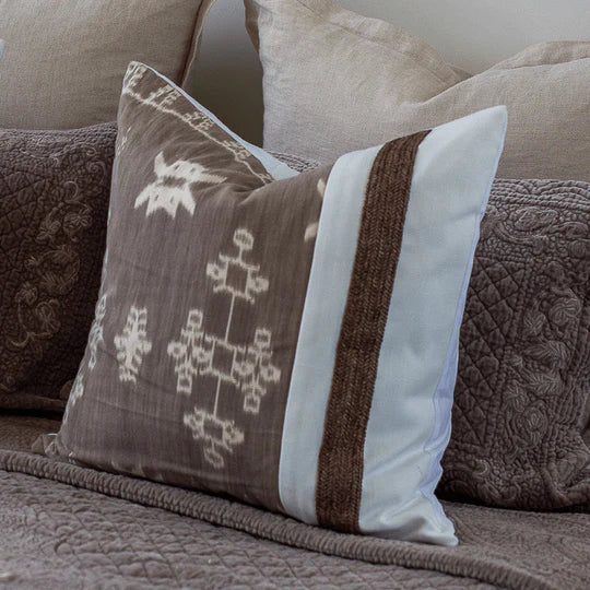 Kilim & Raffia Cushion in Mocha