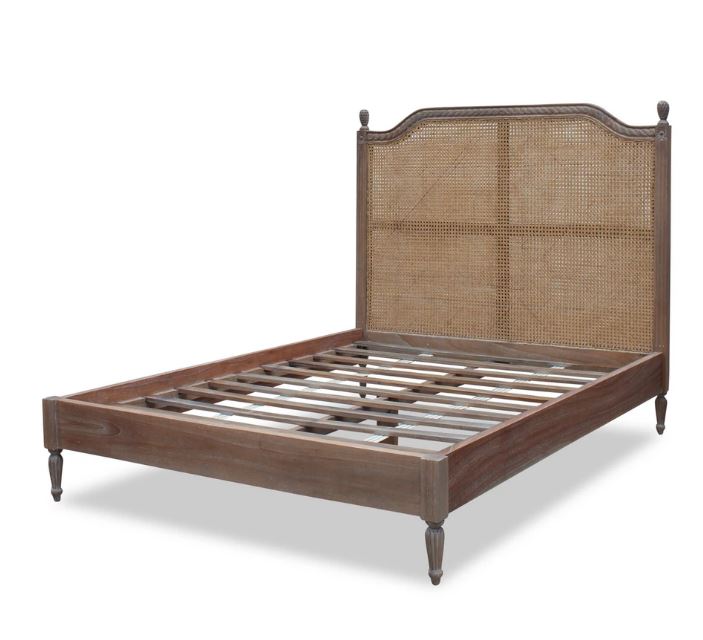 Vascalles Rattan Bed