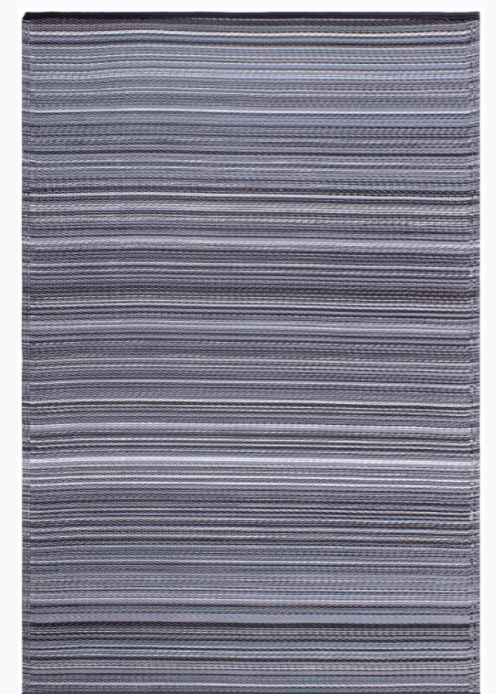 Cancun Midnight Recycled Plastic Outdoor Rug