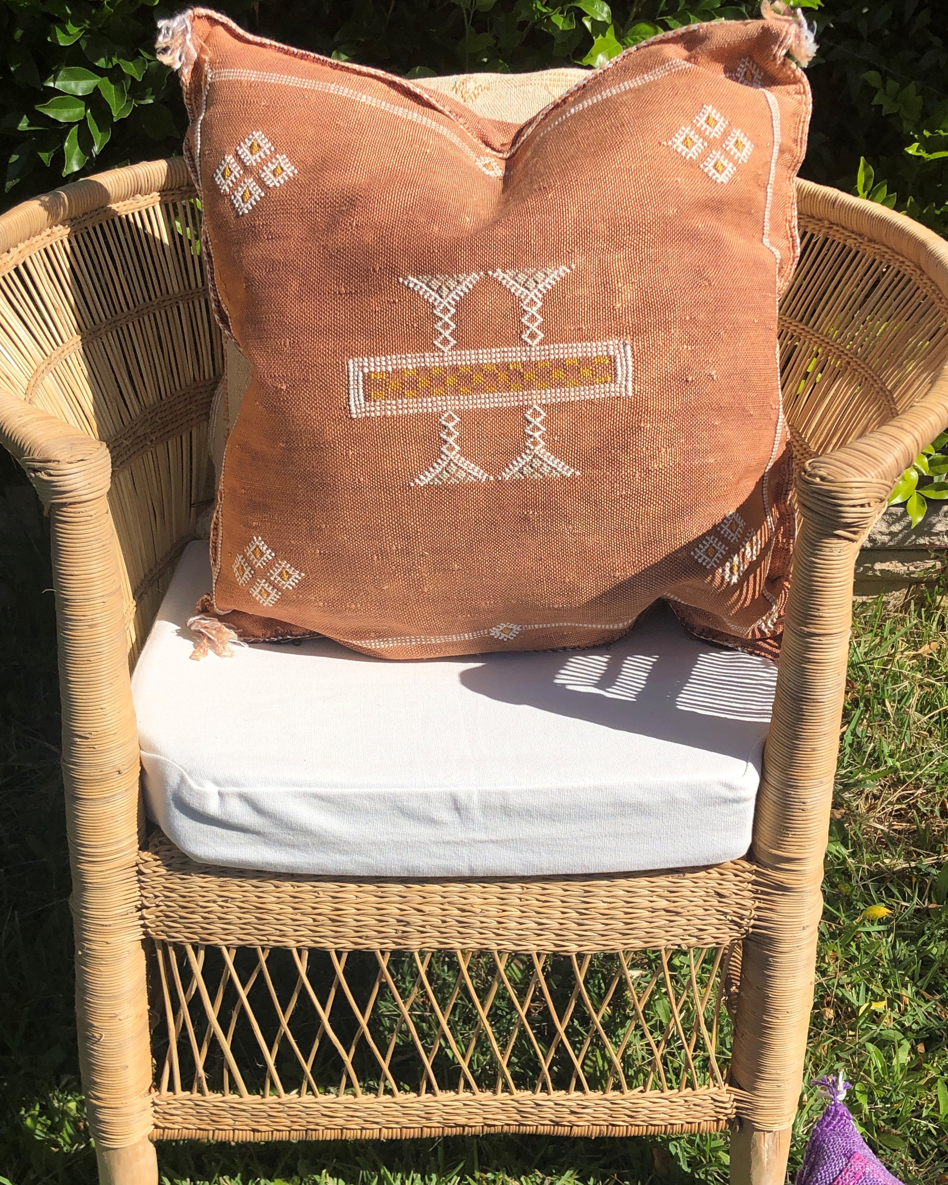 Genuine Moroccan Cactus Silk Cushion in Umber