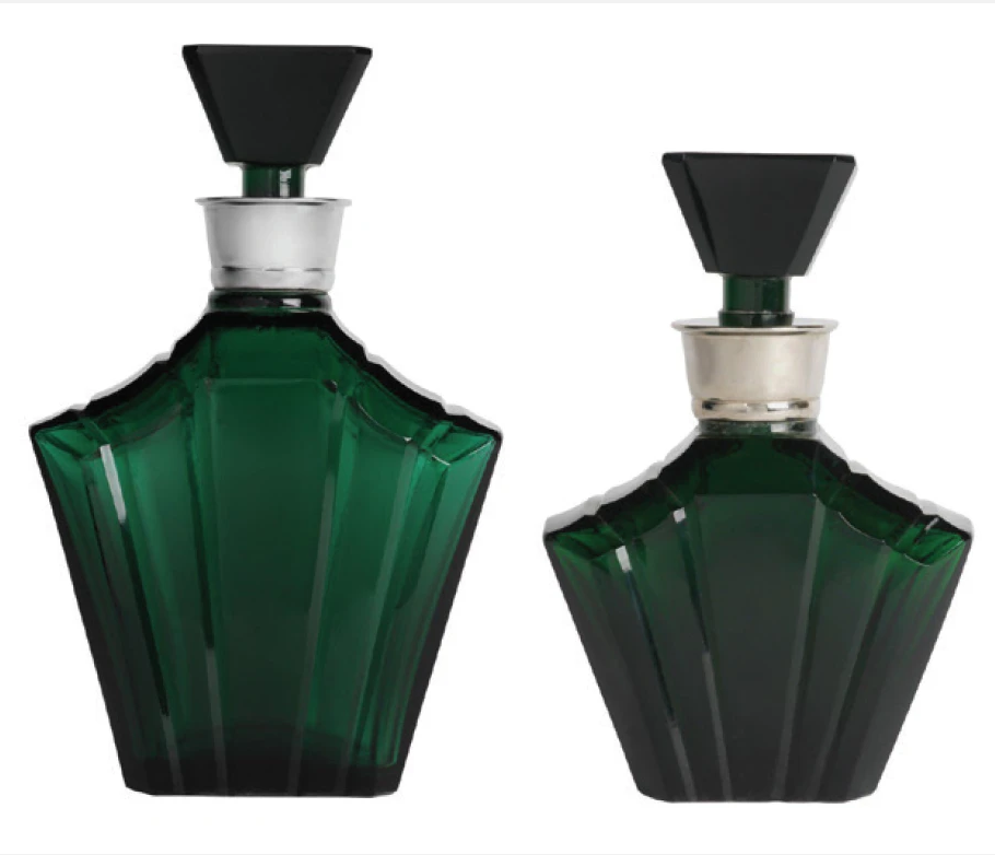 Deco Decanter in Green