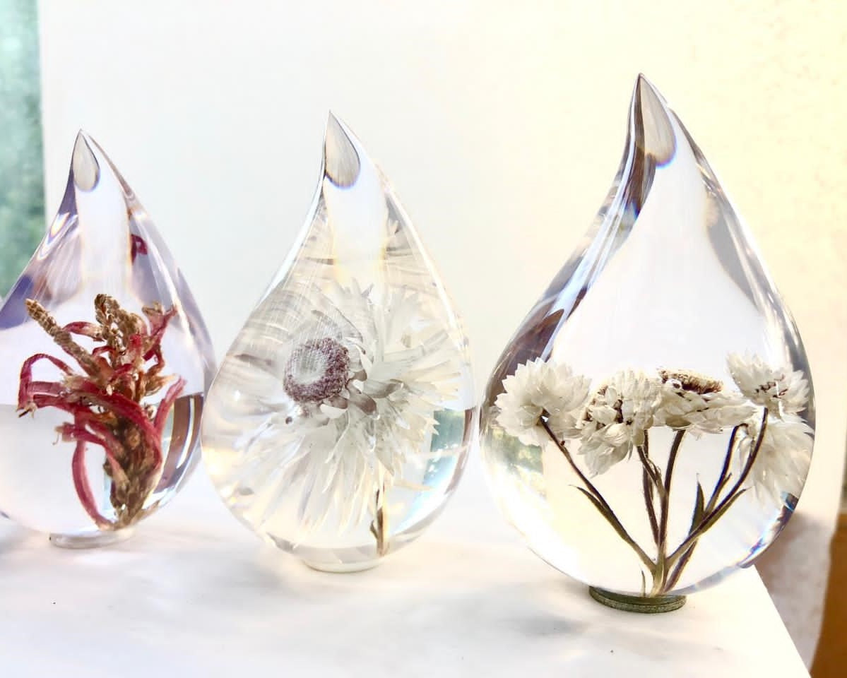 Crystal Drops with Preserved Natives