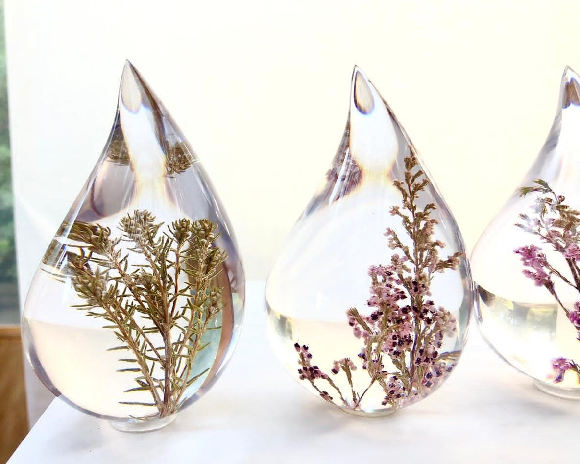 Crystal Drops with Preserved Natives