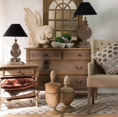 Pollo Occasional Round Table in Oak Wash