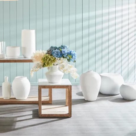 The Isla Pot in White