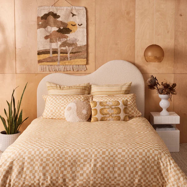 Tao Tufted Cushion