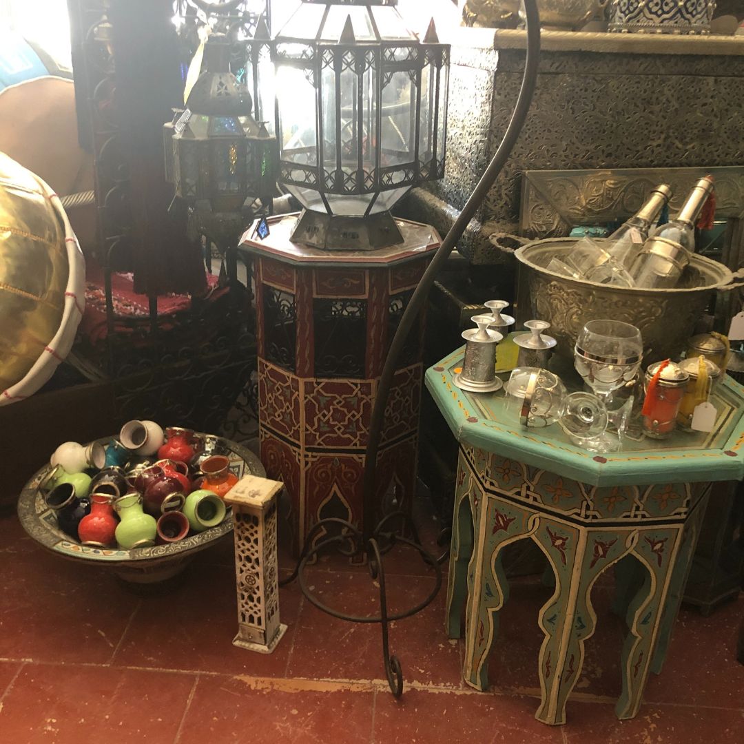 Lantern Stand